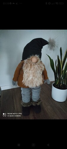 Screenshot_2025-11-10-21-15-22-213_com.google.android.apps.photos